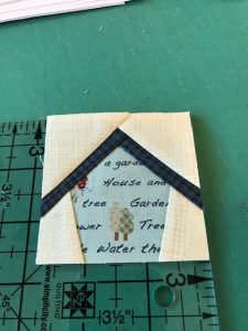 Marcia's paperpieced miniature quilt block
